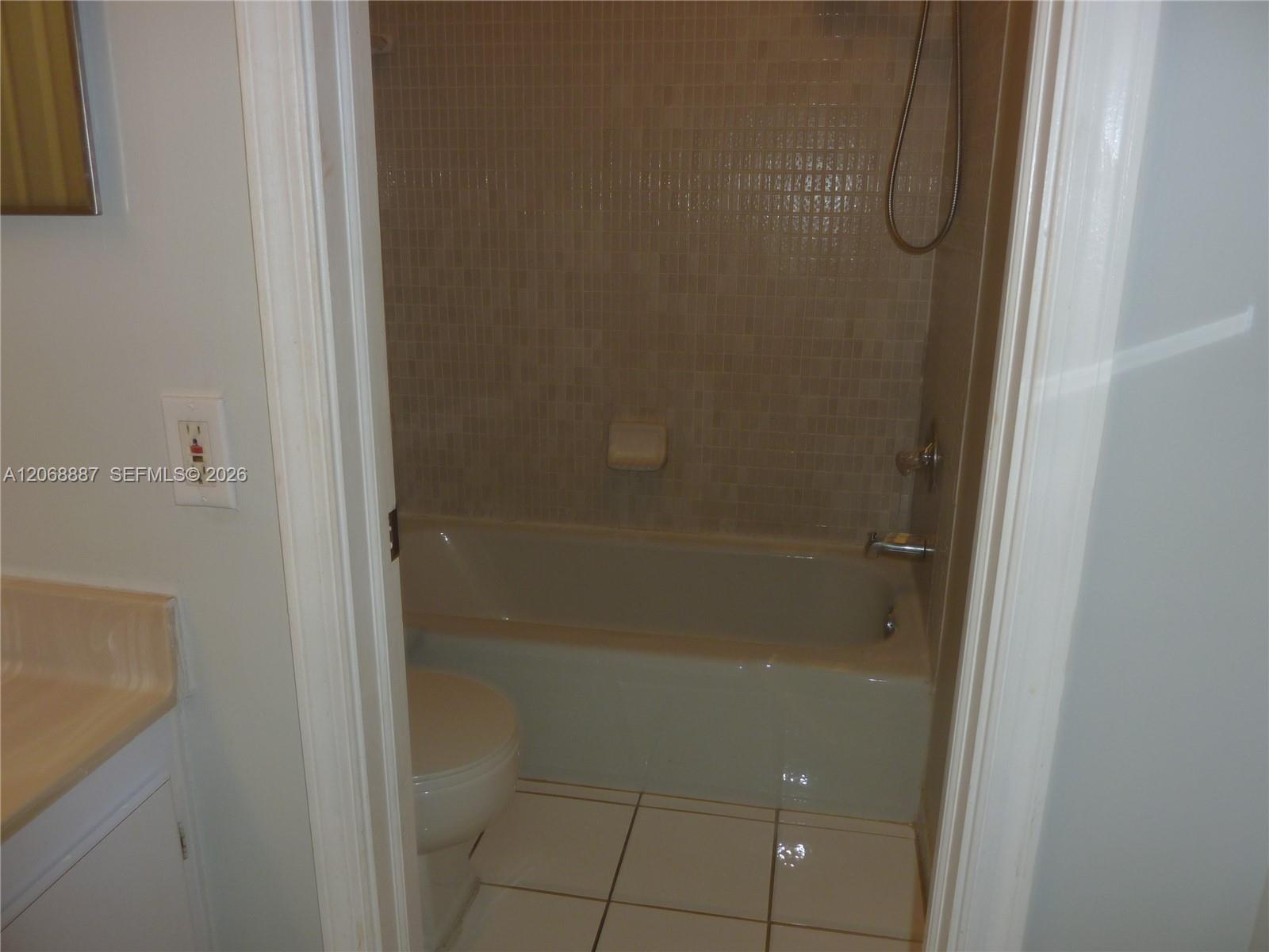180 Cypress Club Drive 811 Property Photo 23