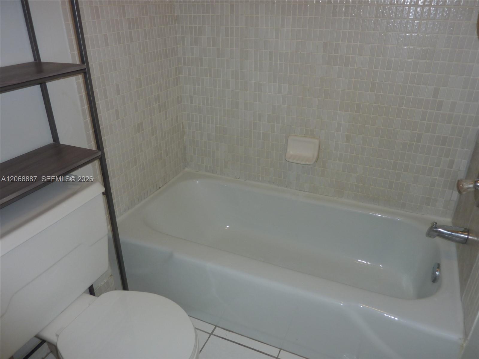 180 Cypress Club Drive 811 Property Photo 24