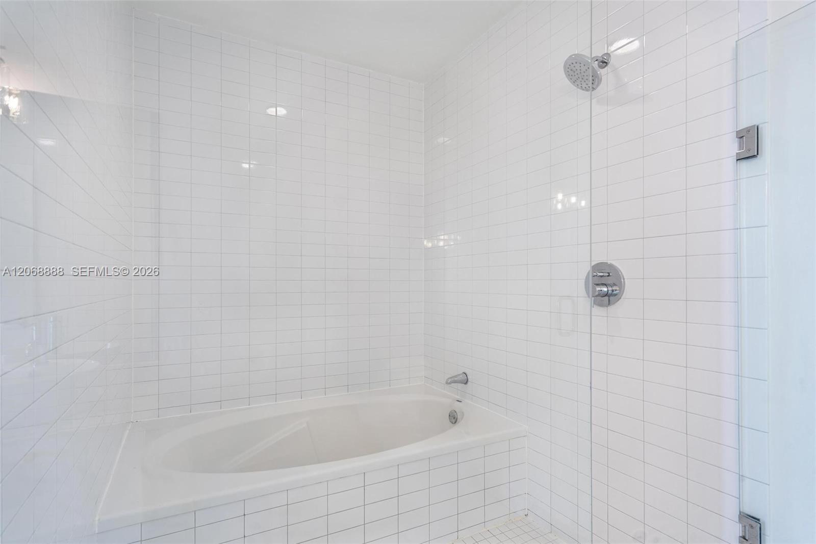 888 Biscayne Boulevard 4804 Property Photo 6