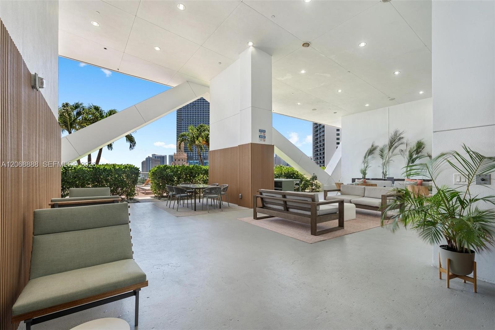 888 Biscayne Boulevard 4804 Property Photo 33