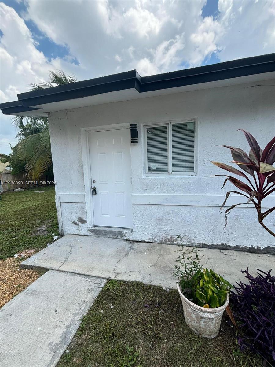 4145 Sw 19th Street Property Photo 1