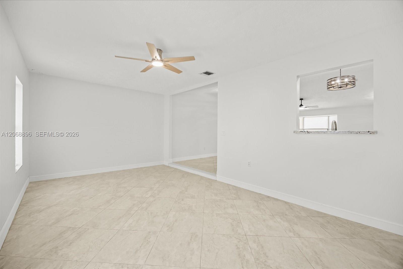 502 Nw Goldcoast Avenue Property Photo 14