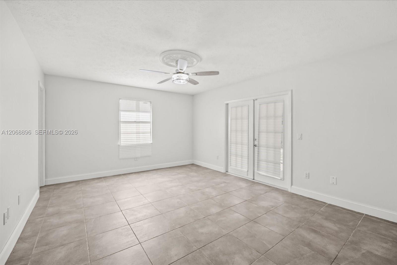 502 Nw Goldcoast Avenue Property Photo 15