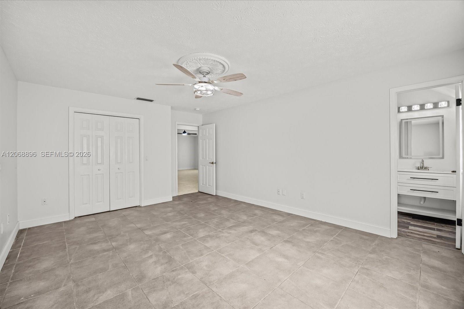 502 Nw Goldcoast Avenue Property Photo 16