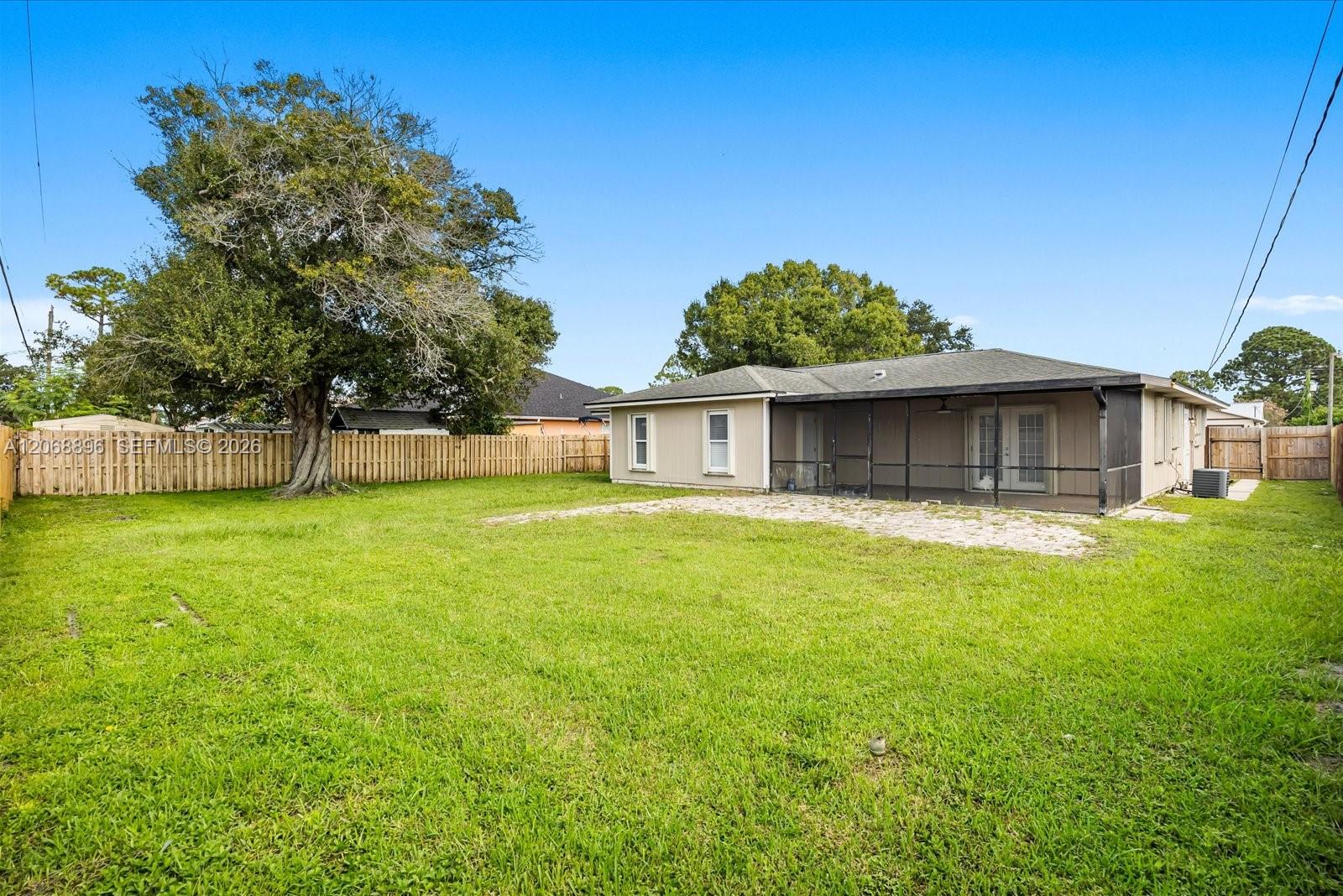 502 Nw Goldcoast Avenue Property Photo 31