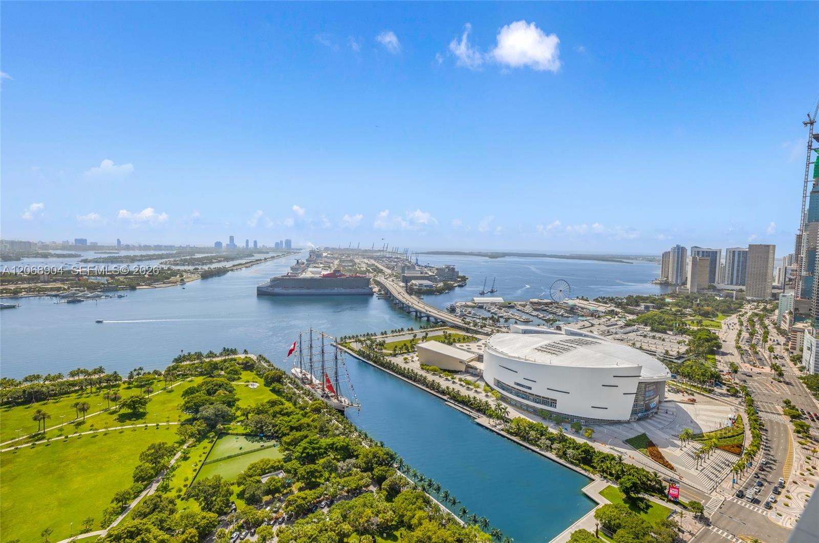 1000 Biscayne Boulevard 3901 Property Photo 2