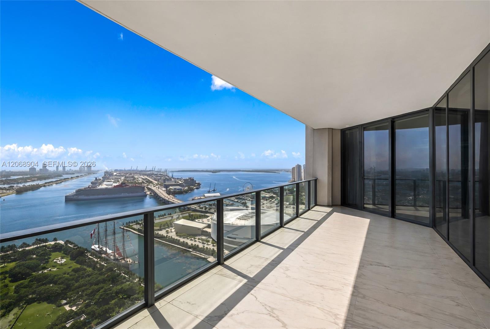 1000 Biscayne Boulevard 3901 Property Photo 6
