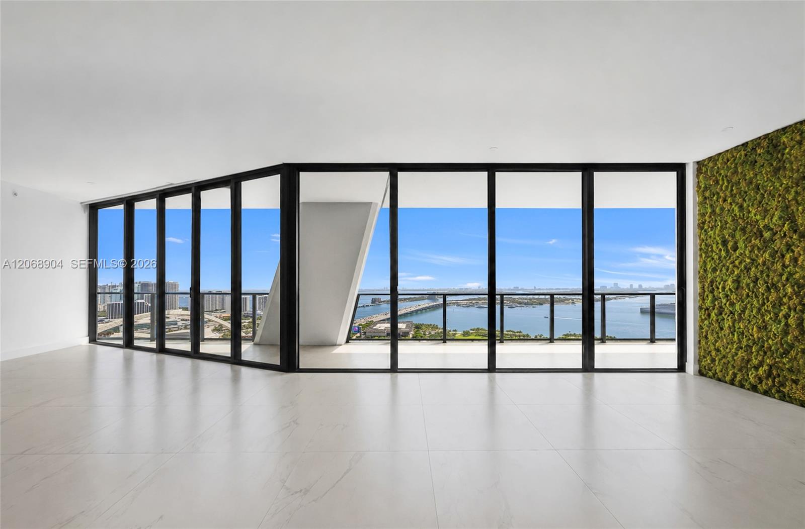1000 Biscayne Boulevard 3901 Property Photo 10
