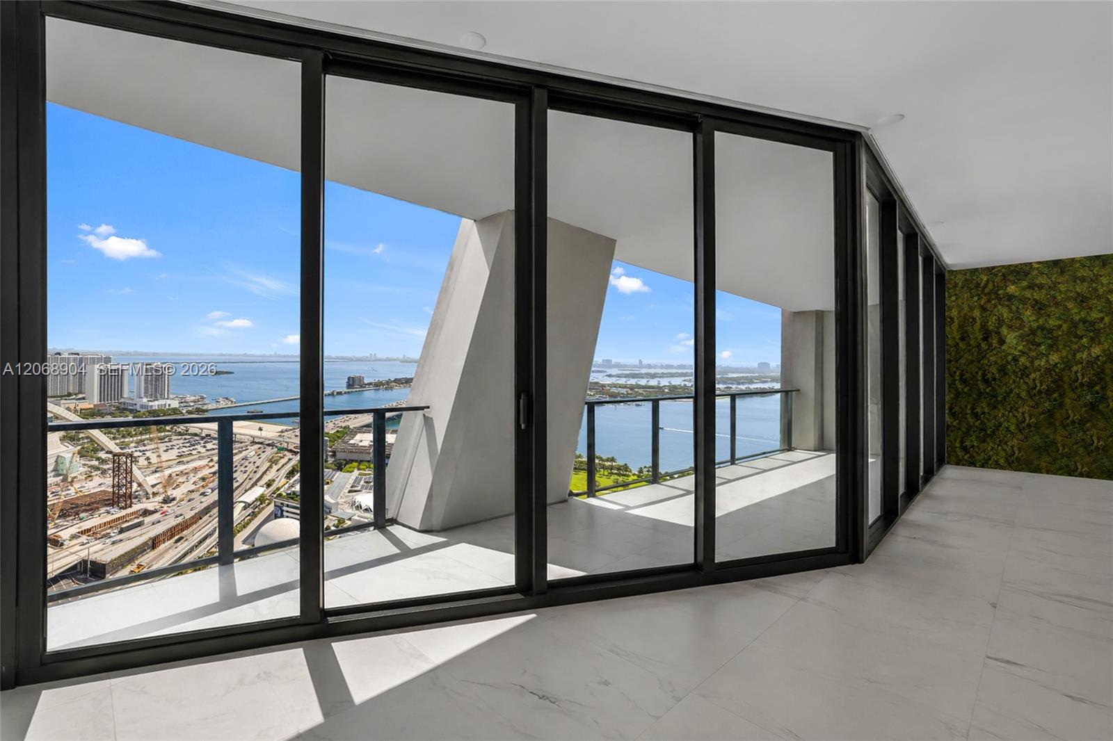 1000 Biscayne Boulevard 3901 Property Photo 14
