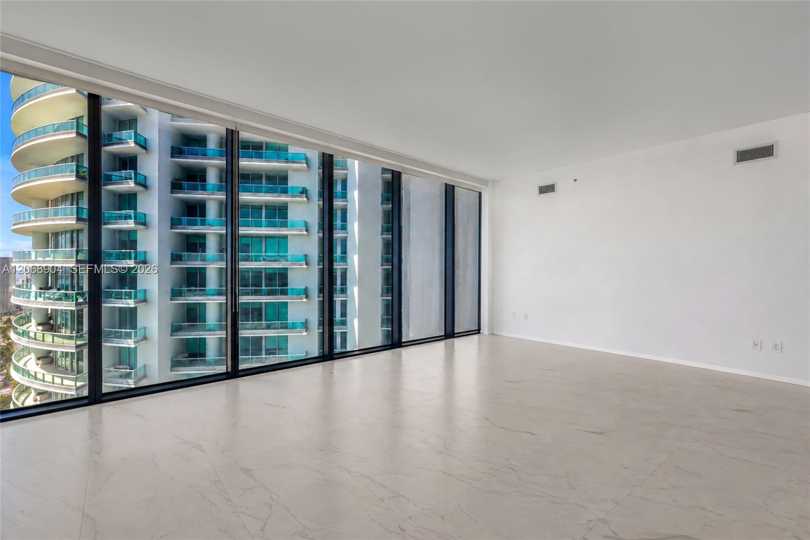 1000 Biscayne Boulevard 3901 Property Photo 18