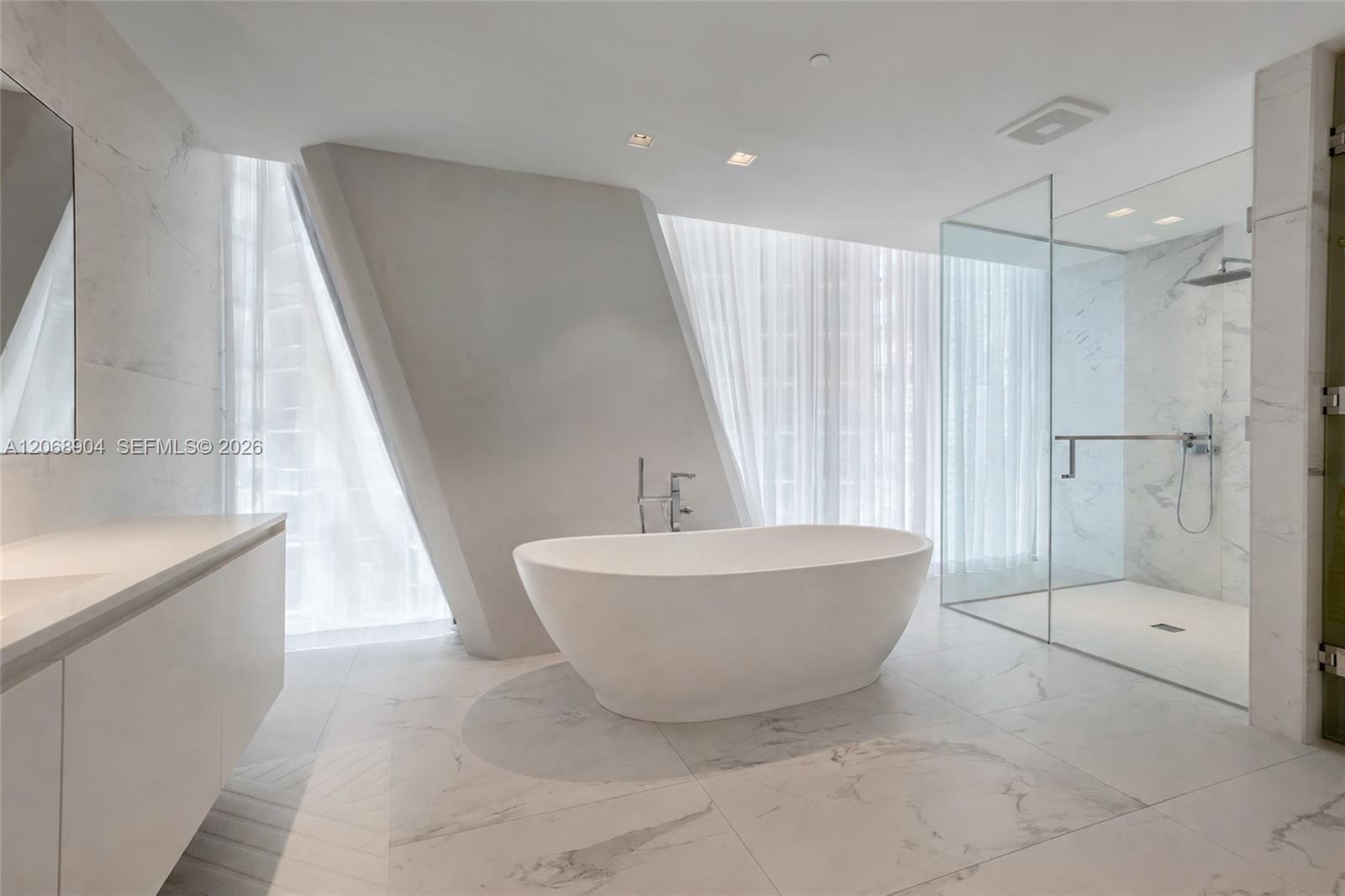 1000 Biscayne Boulevard 3901 Property Photo 20