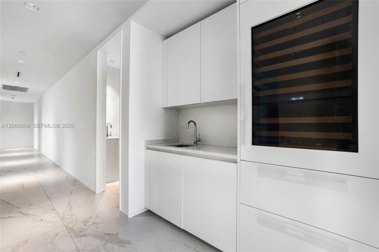 1000 Biscayne Boulevard 3901 Property Photo 22