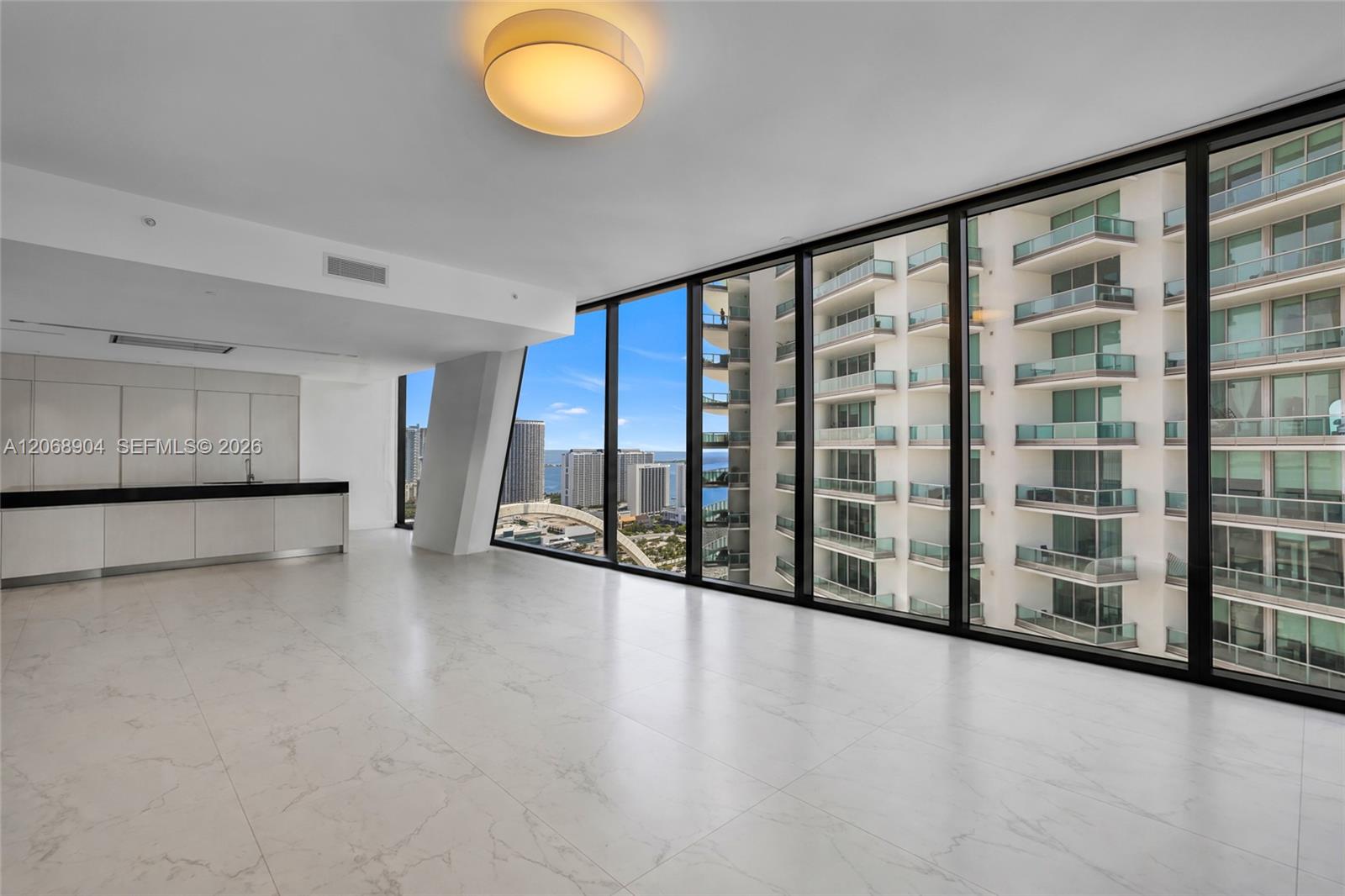 1000 Biscayne Boulevard 3901 Property Photo 25