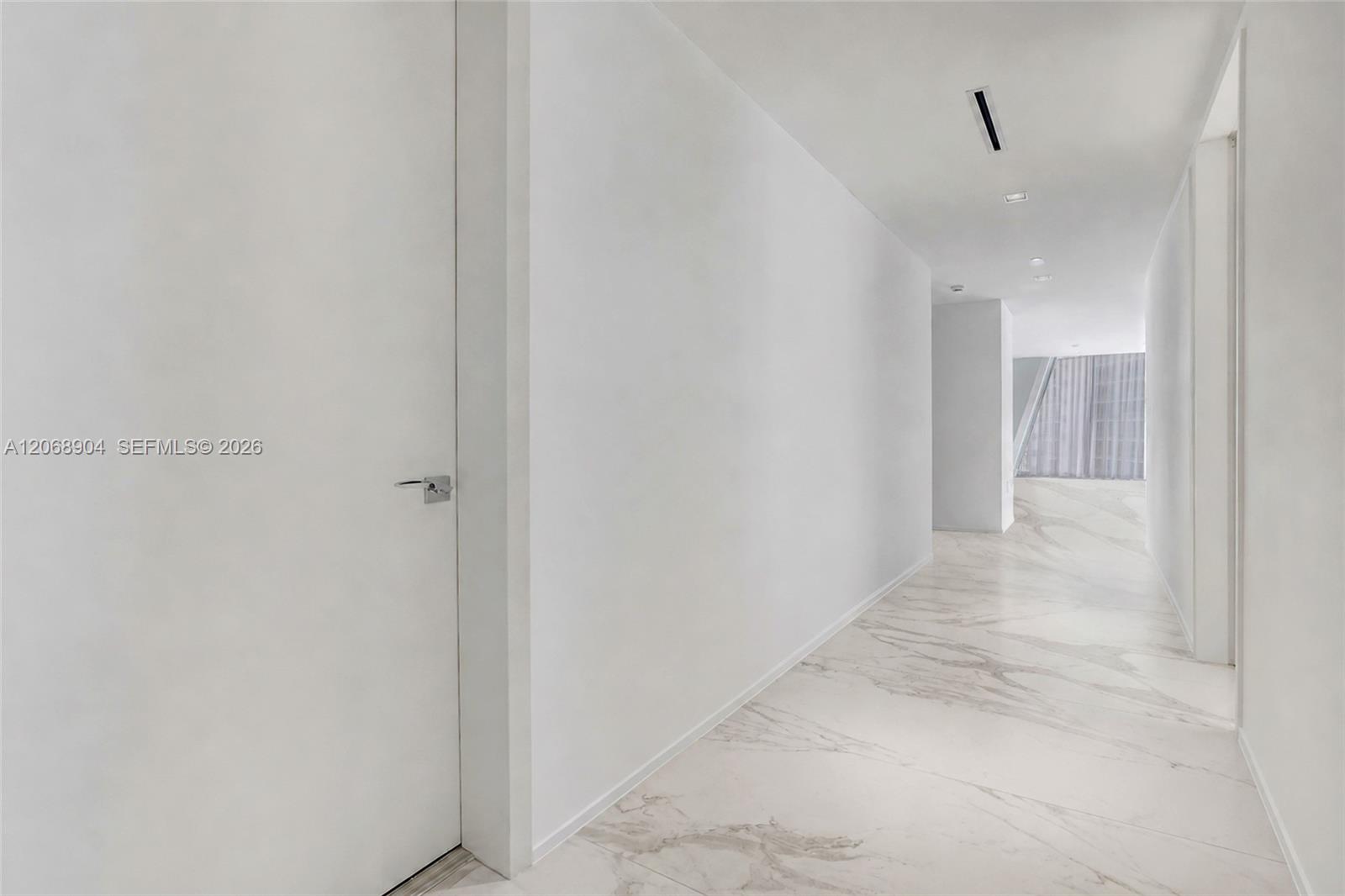 1000 Biscayne Boulevard 3901 Property Photo 30