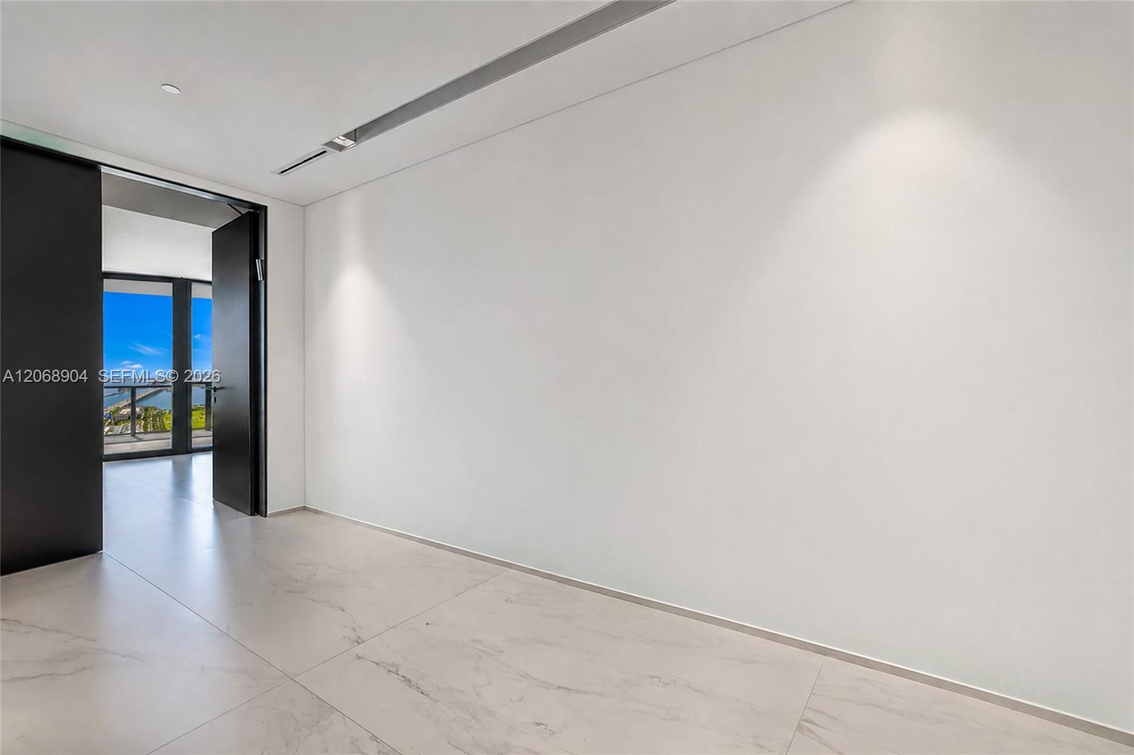 1000 Biscayne Boulevard 3901 Property Photo 40