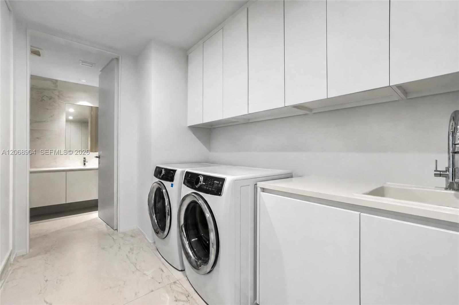 1000 Biscayne Boulevard 3901 Property Photo 41