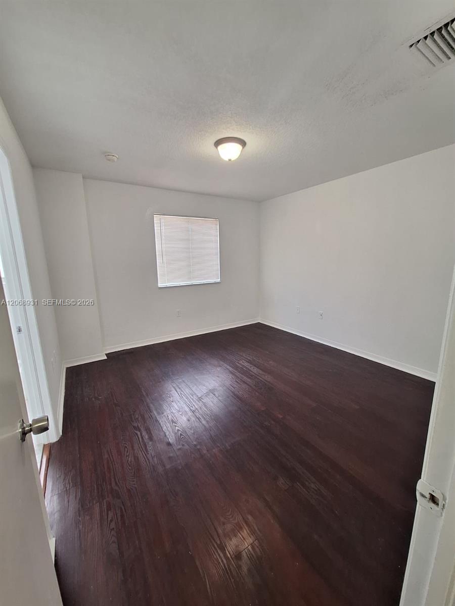 A12068931 Property Photo 3