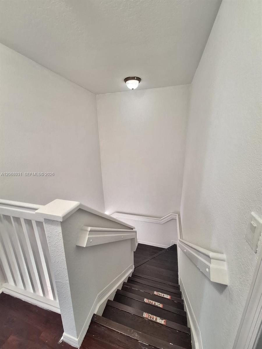 A12068931 Property Photo 8
