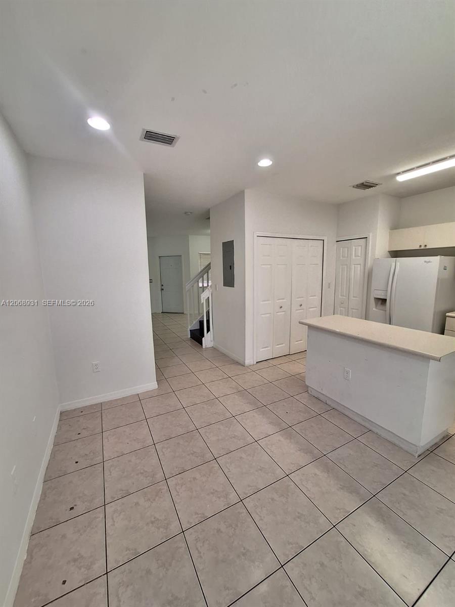 A12068931 Property Photo 11