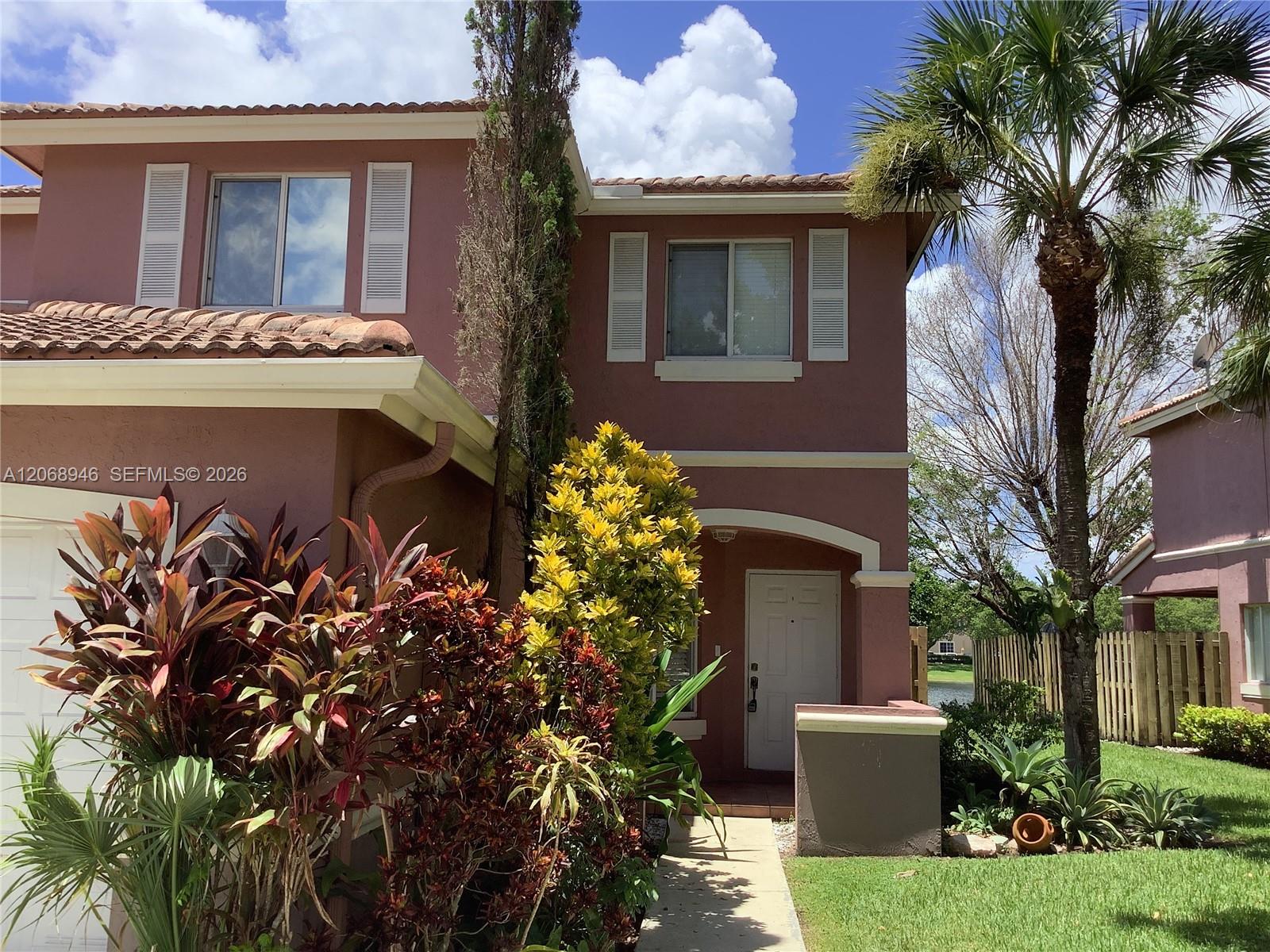 7050 SW 164th Court Property Photo 1