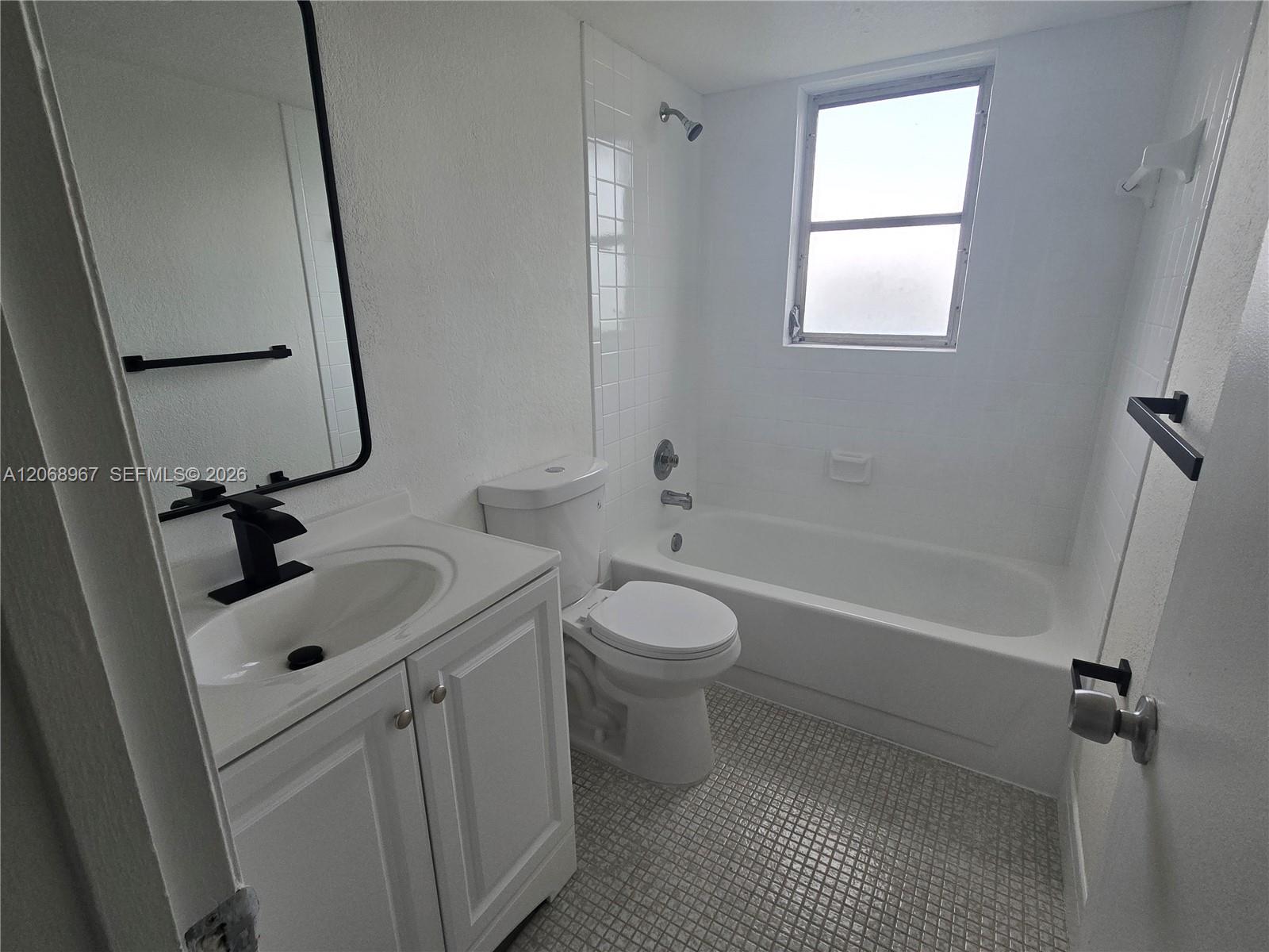 8740 N Sherman Circle 308 Property Photo 4