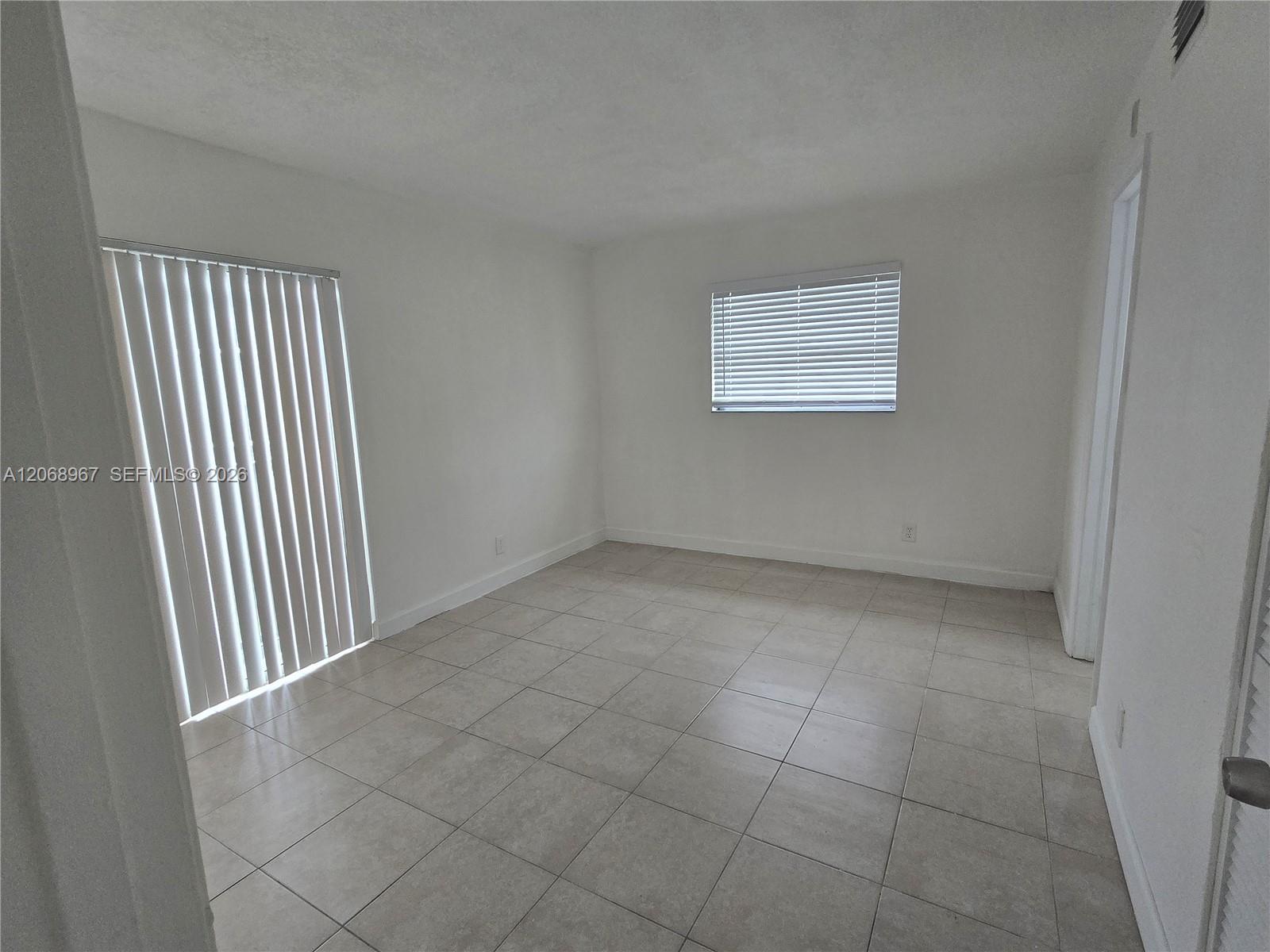 8740 N Sherman Circle 308 Property Photo 5
