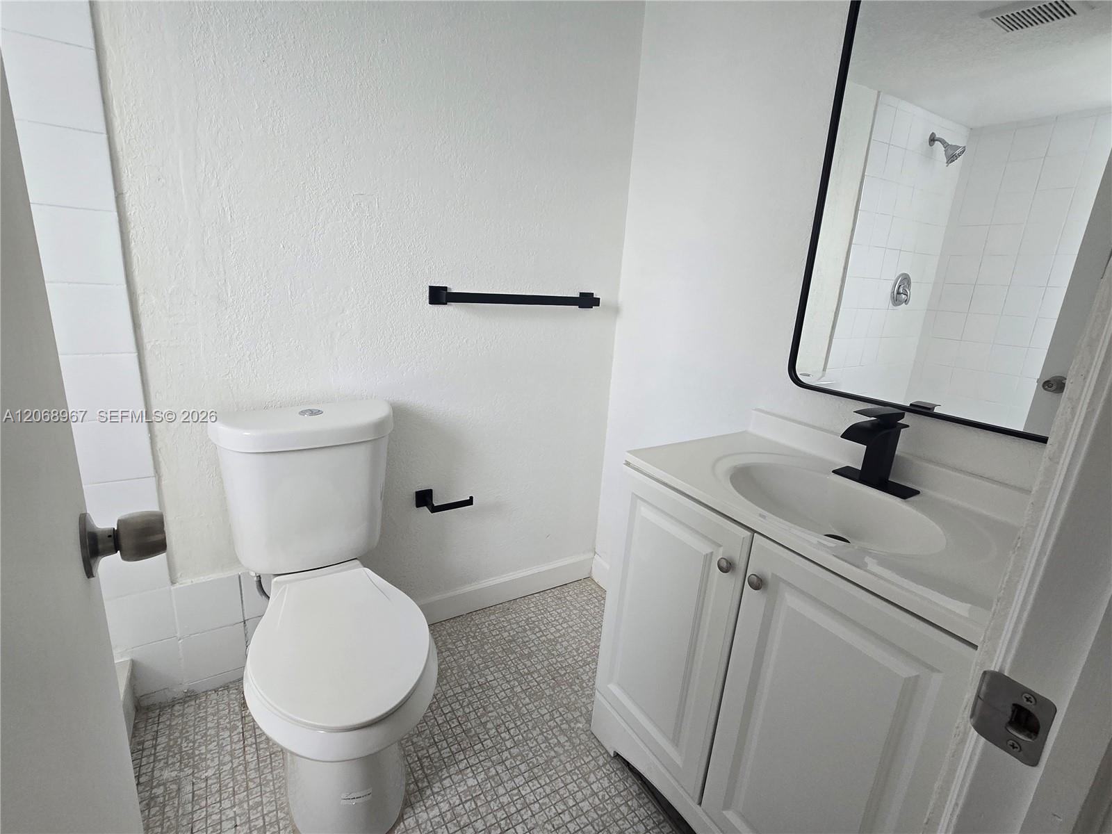 8740 N Sherman Circle 308 Property Photo 8