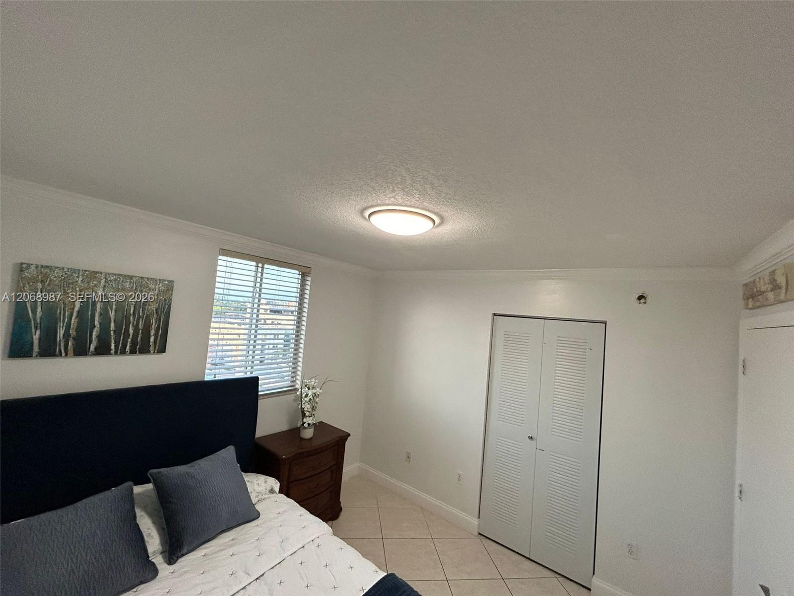 A12068987 Property Photo 8