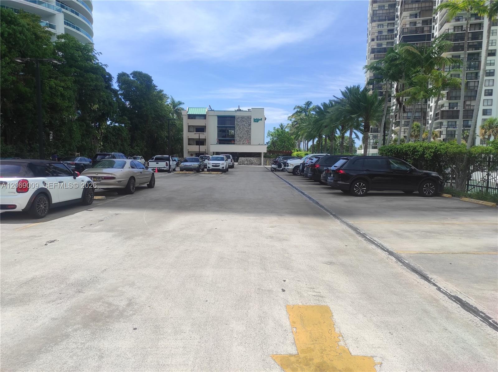 2201 Brickell Avenue 96 Property Photo 15