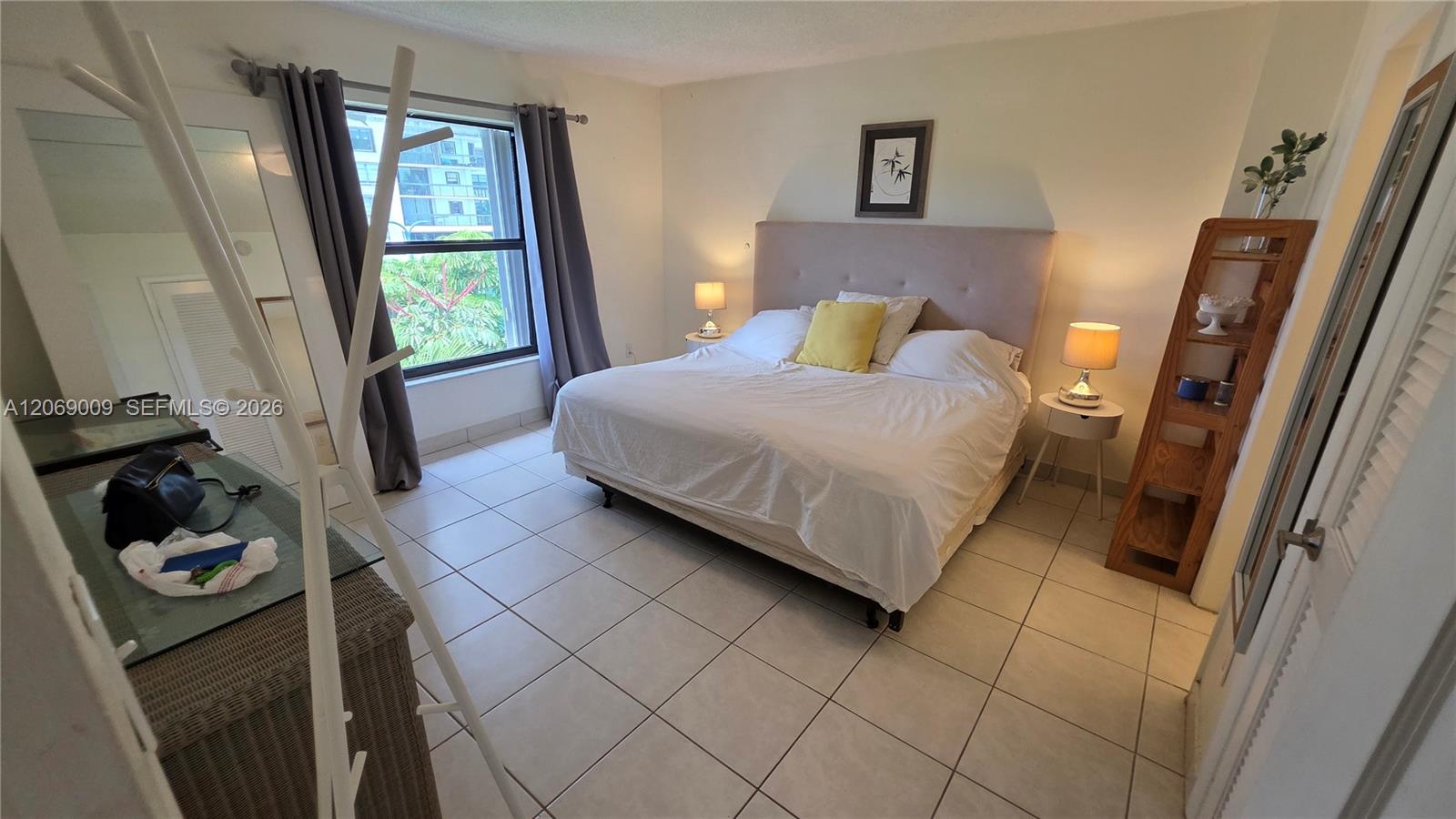 2201 Brickell Avenue 96 Property Photo 40