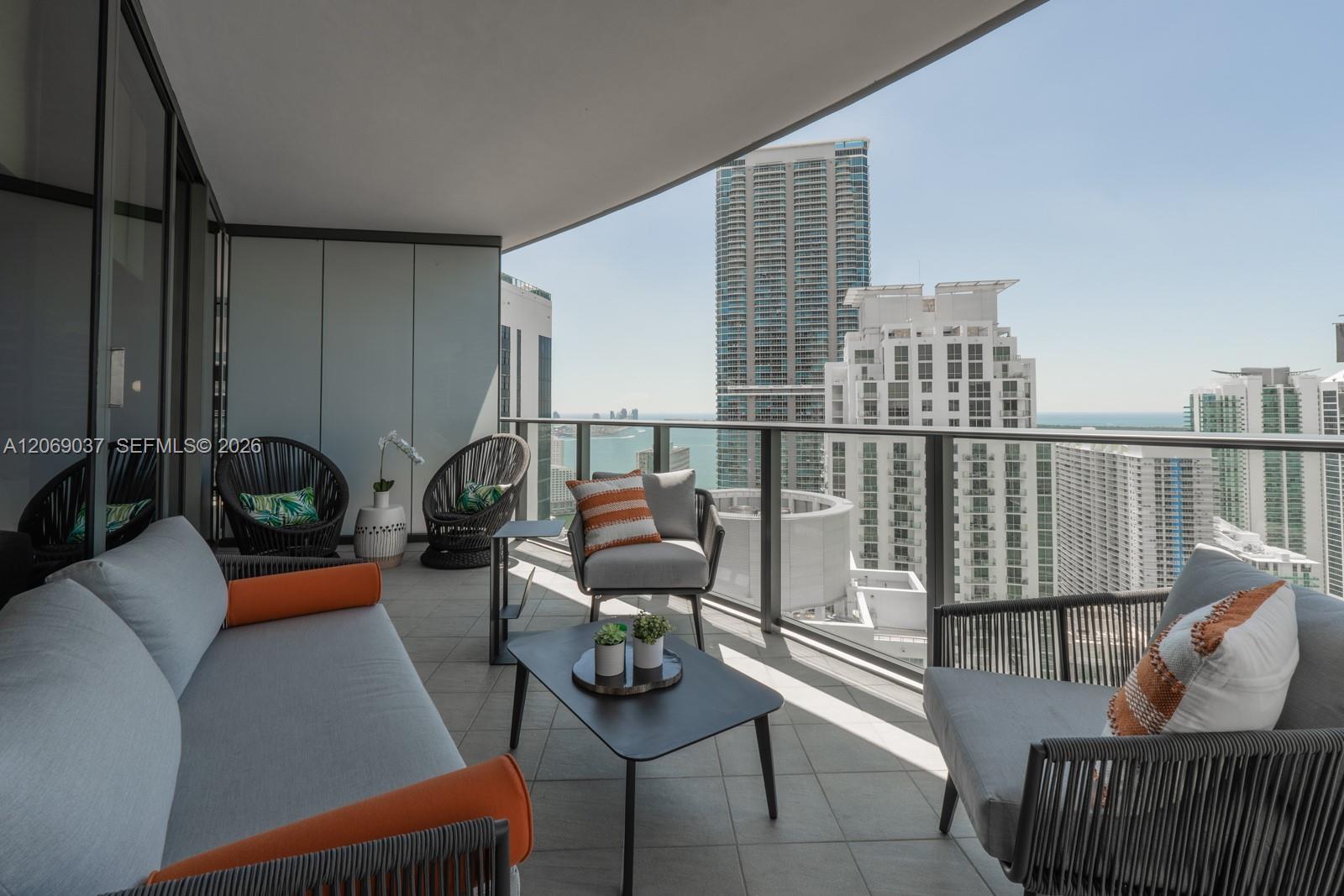 1000 Brickell Plaza 4502 Property Photo 14