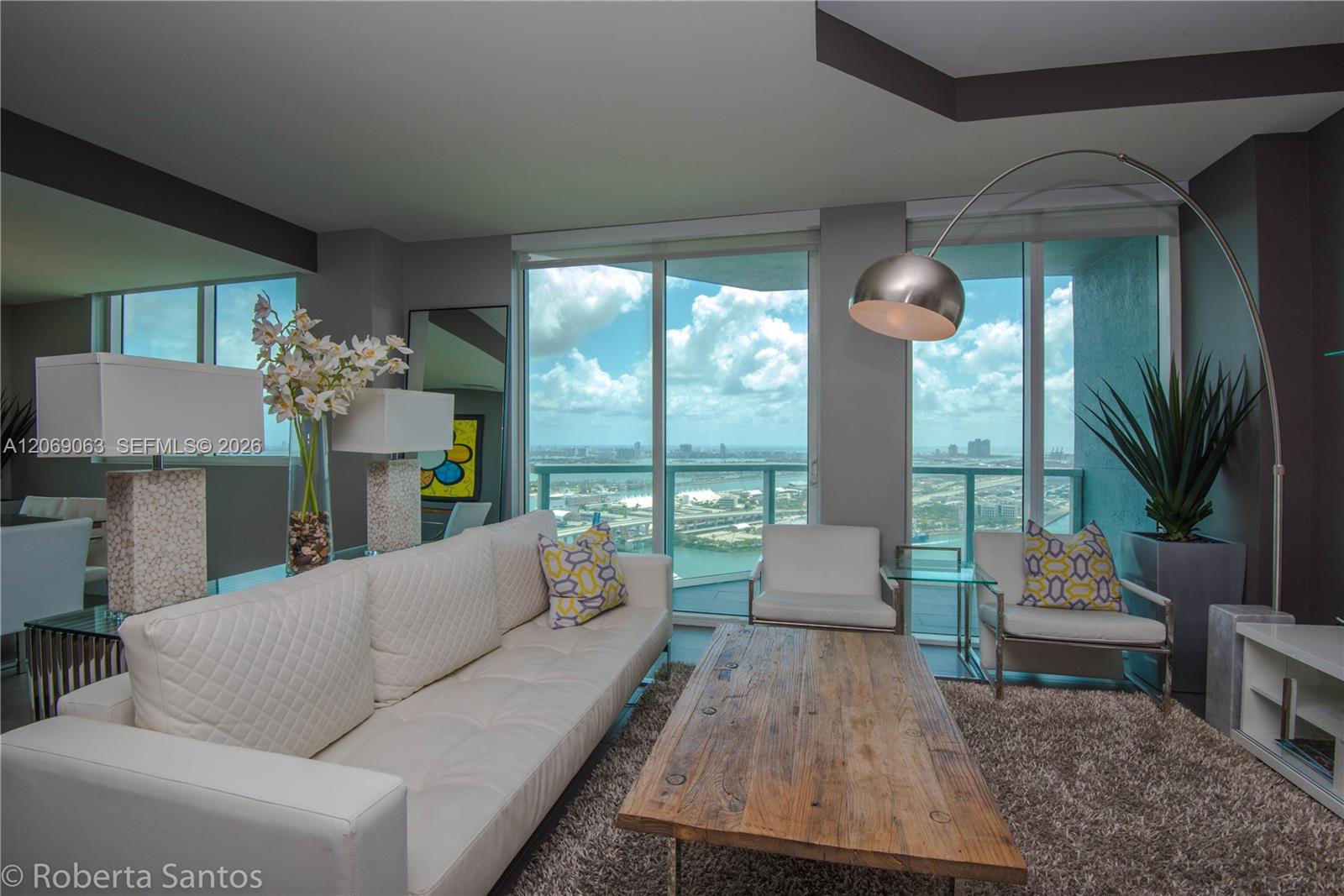 244 Biscayne Boulevard 3902 Property Photo 6