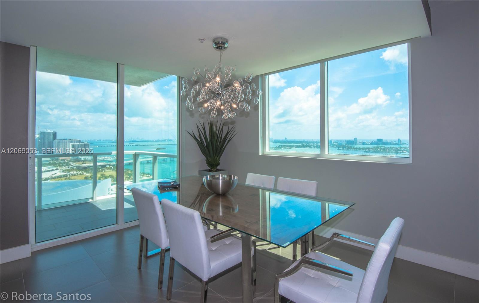 244 Biscayne Boulevard 3902 Property Photo 9