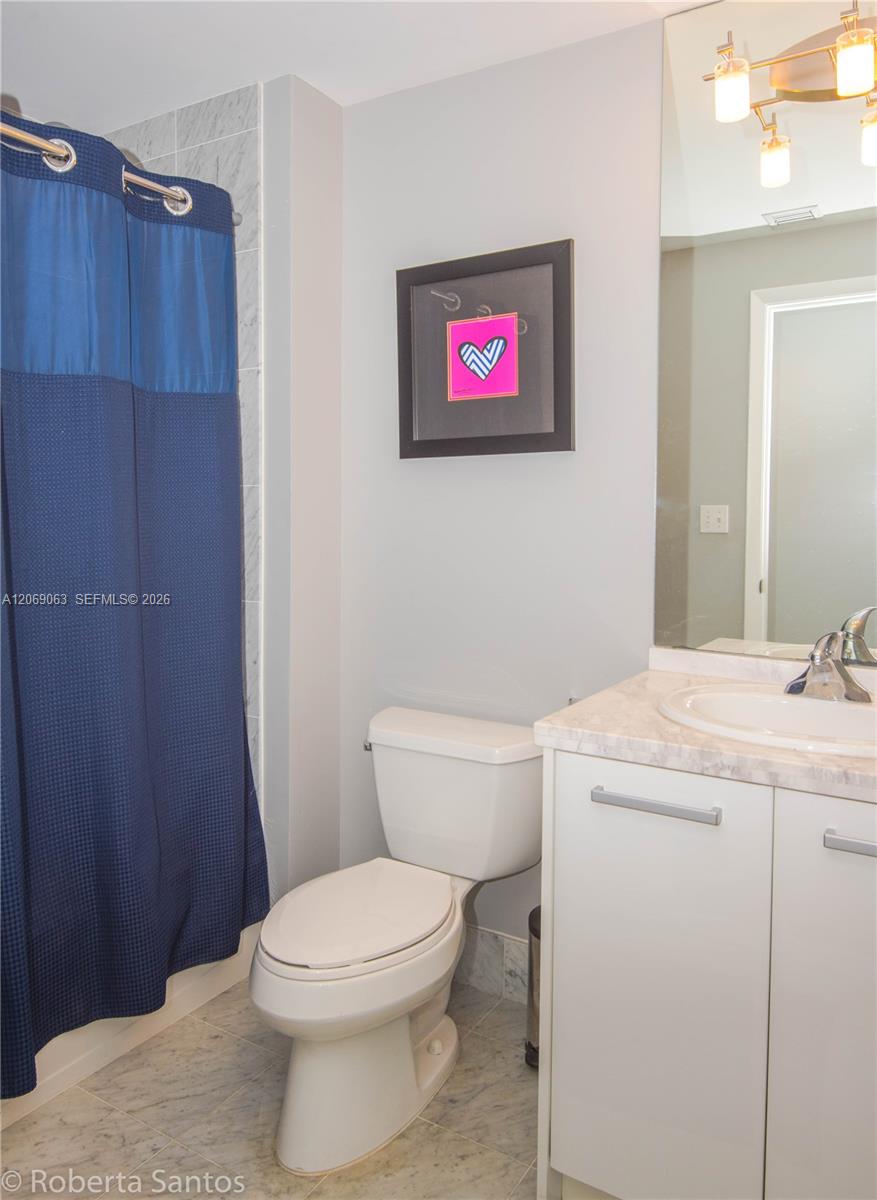 244 Biscayne Boulevard 3902 Property Photo 10