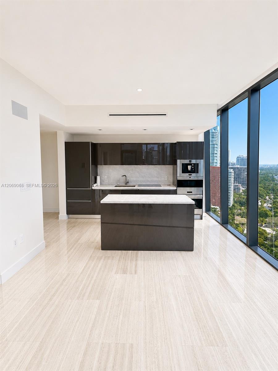 1451 Brickell Avenue 2706 Property Photo 2