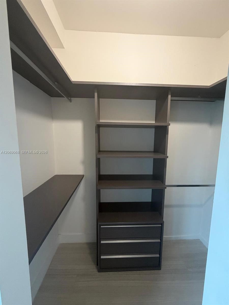 1451 Brickell Avenue 2706 Property Photo 10