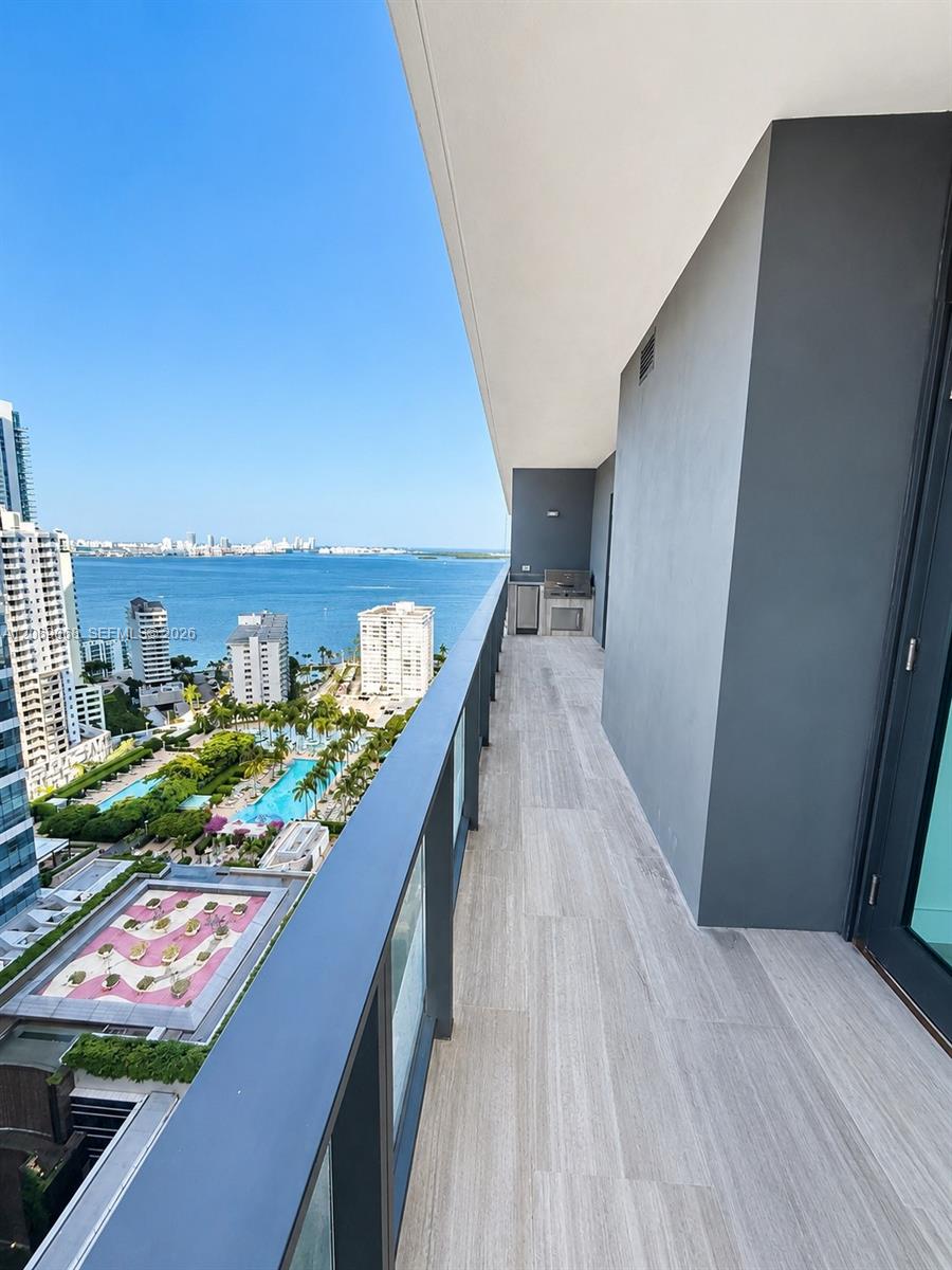 1451 Brickell Avenue 2706 Property Photo 12