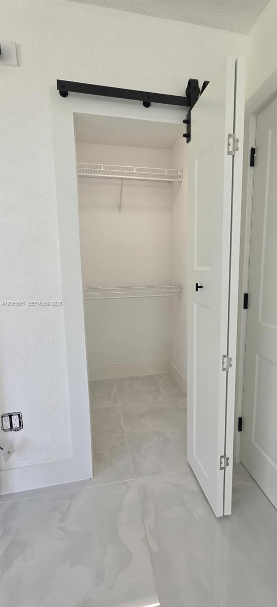 A12069091 Property Photo 16
