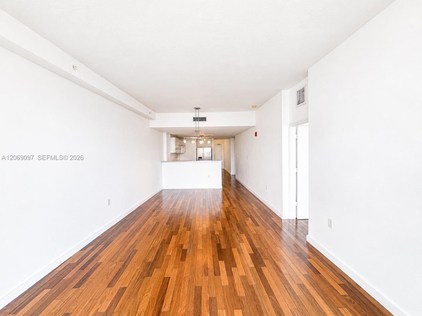 A12069097 Property Photo 6
