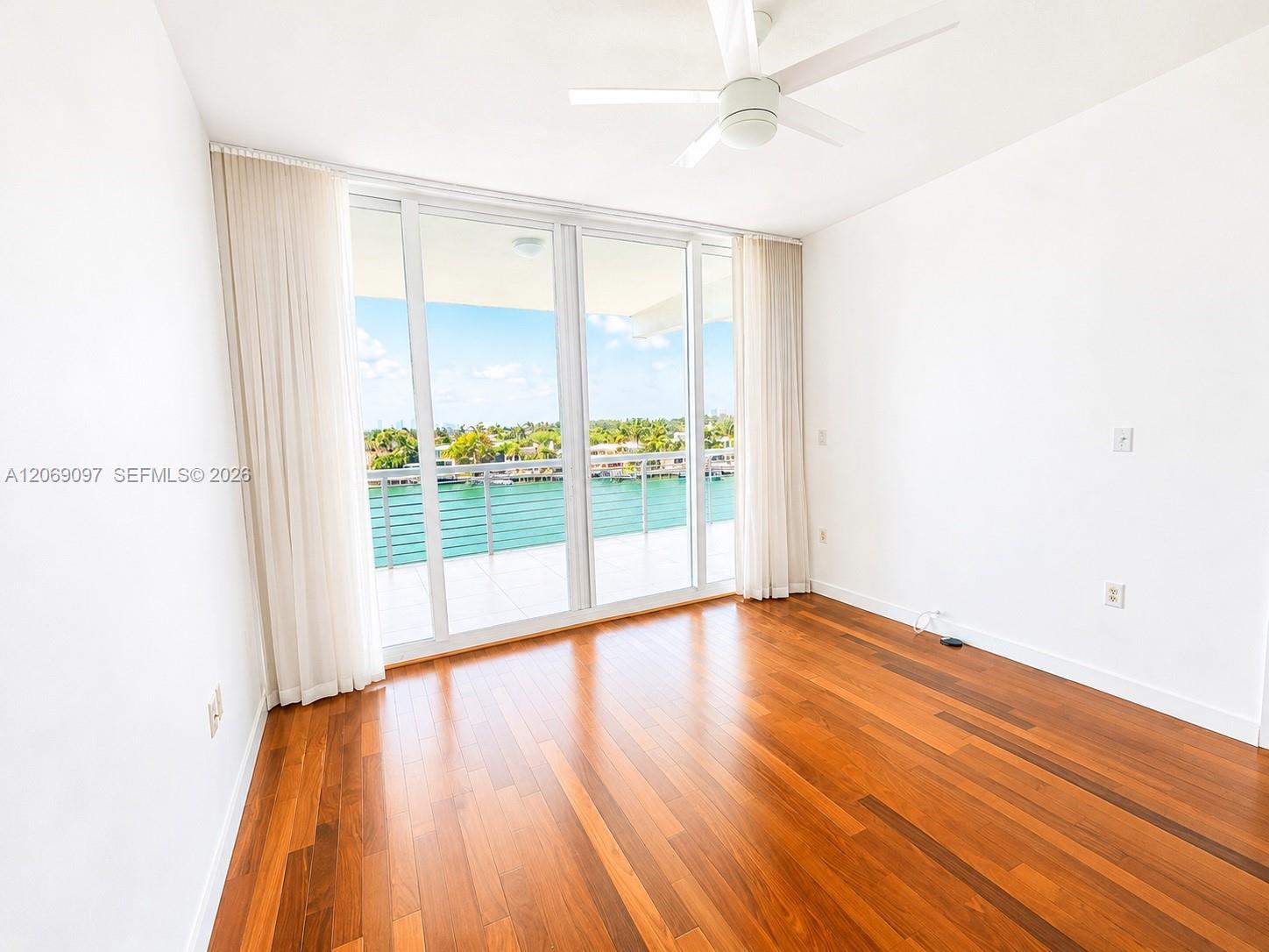 A12069097 Property Photo 13