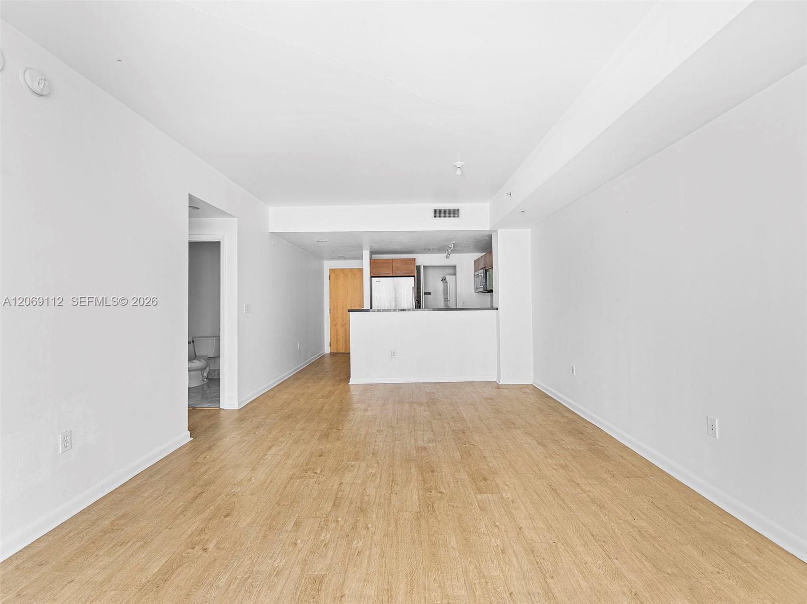 244 Biscayne Boulevard 2109 Property Photo 6