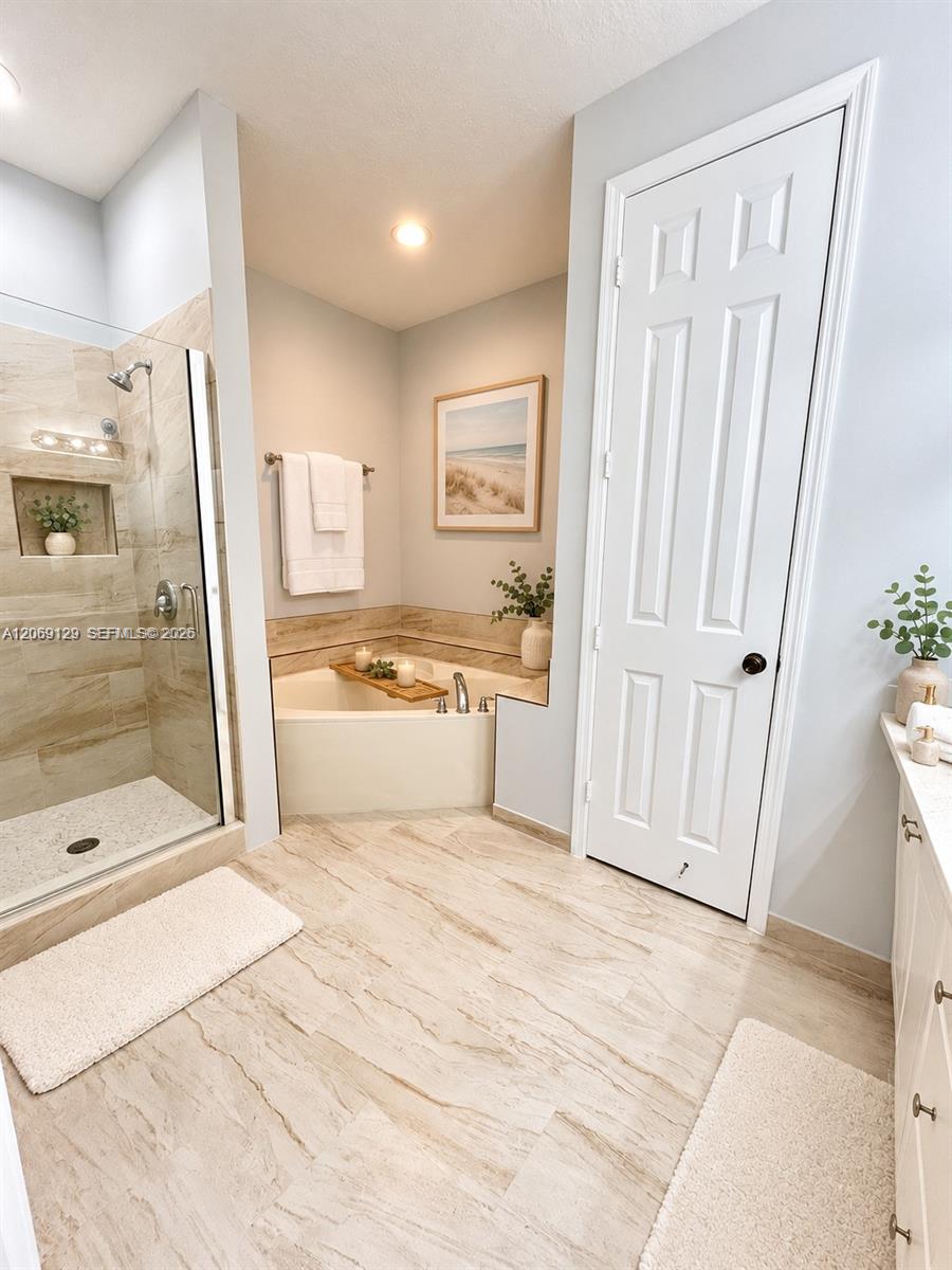 607 Ne 35th Avenue 607 Property Photo 16
