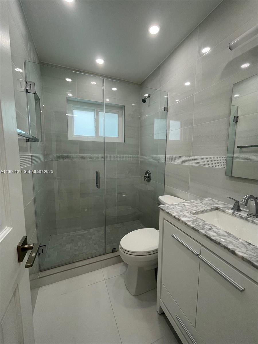 17320 Nw 80th Avenue Property Photo 41