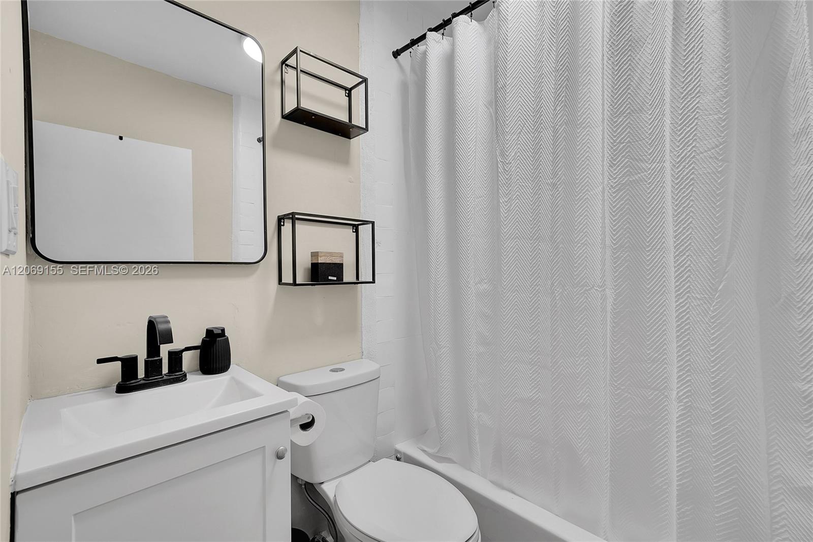 31 Ne 53rd Street Property Photo 13