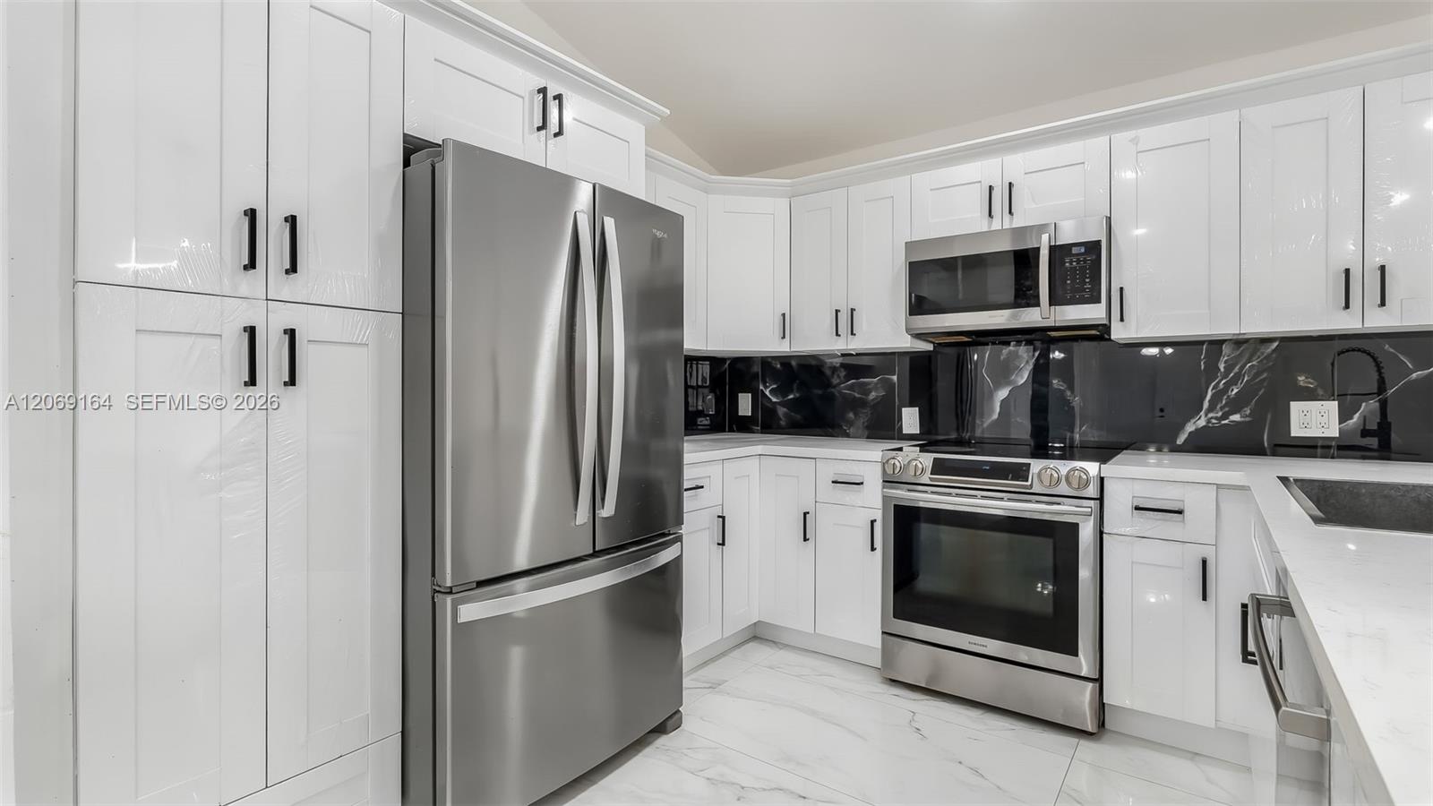 2421 SW 84th Terrace