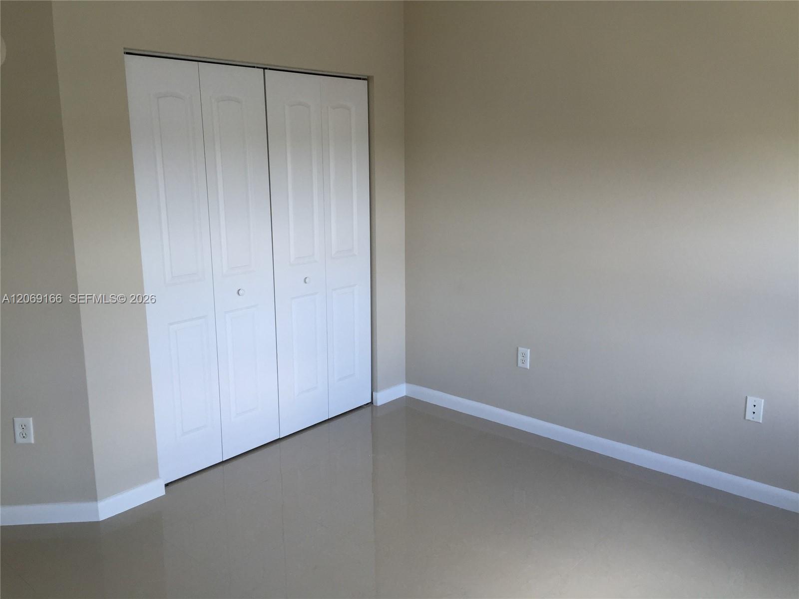 7350 Sw 89th Street 1611s Property Photo 10