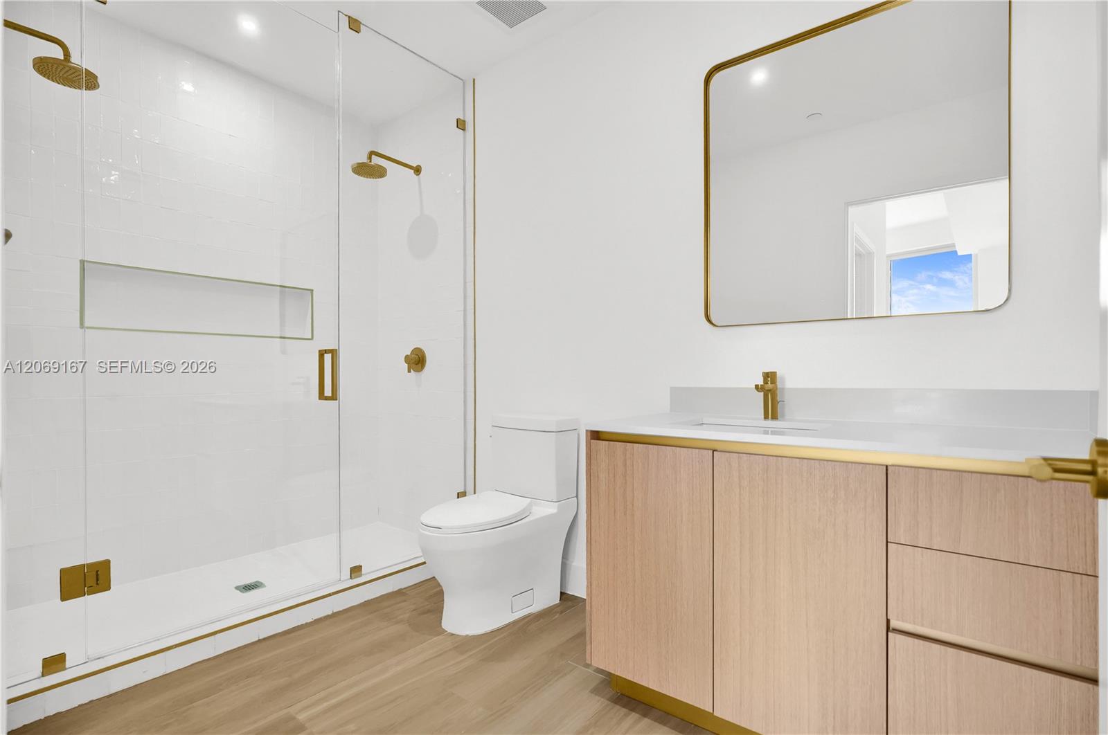 90 Ne 32nd Street Ph#27 Property Photo 10
