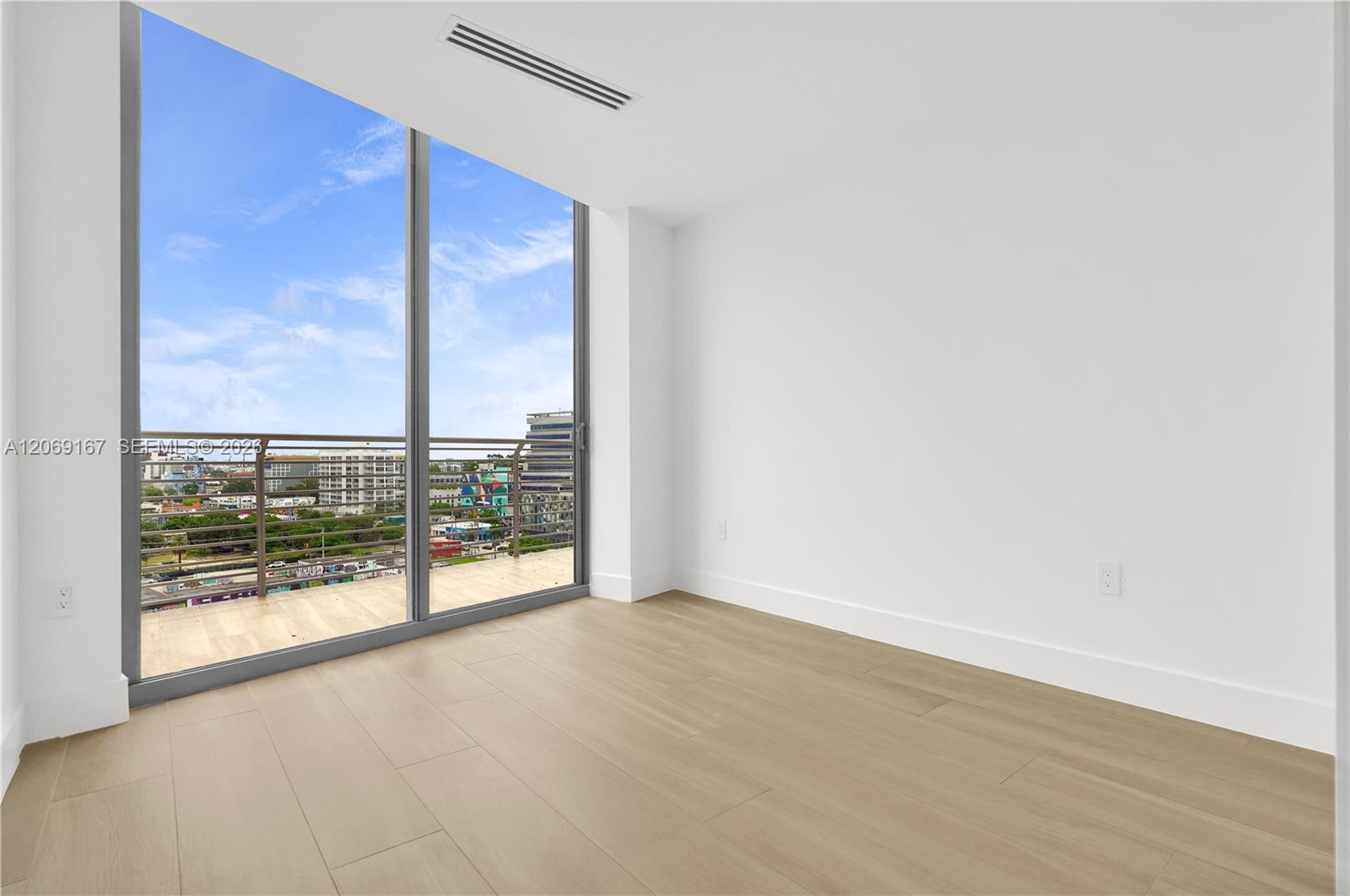 90 Ne 32nd Street Ph#27 Property Photo 12
