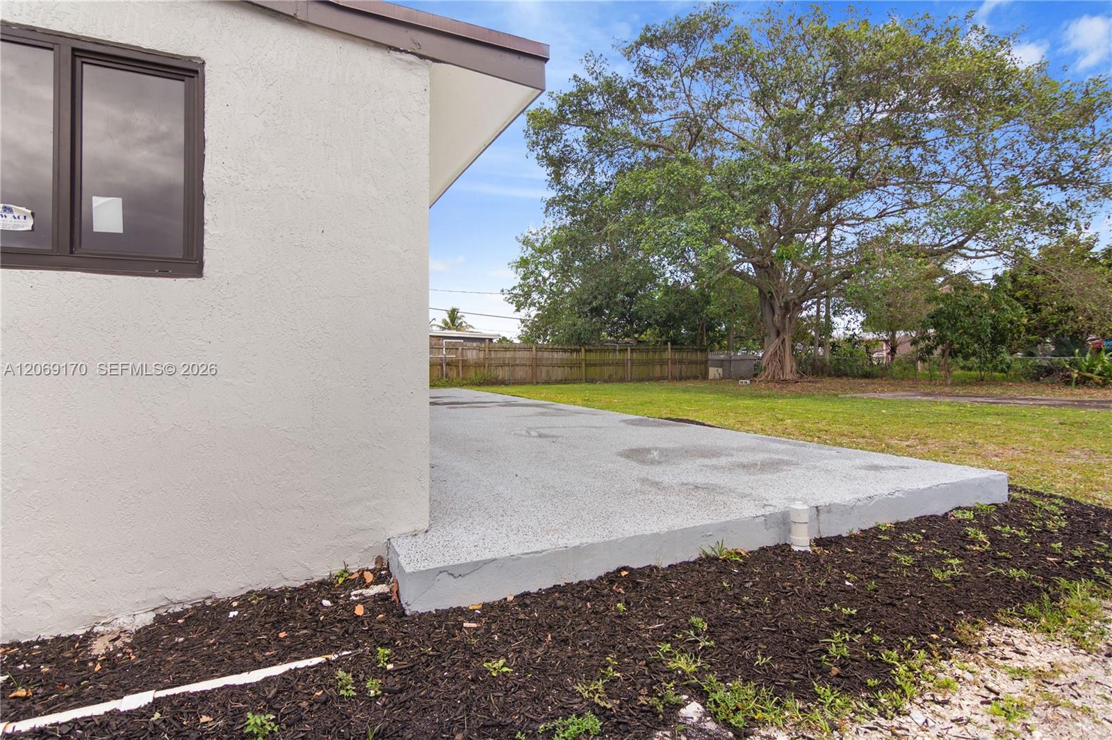 1910 Nw 134th Street Property Photo 17