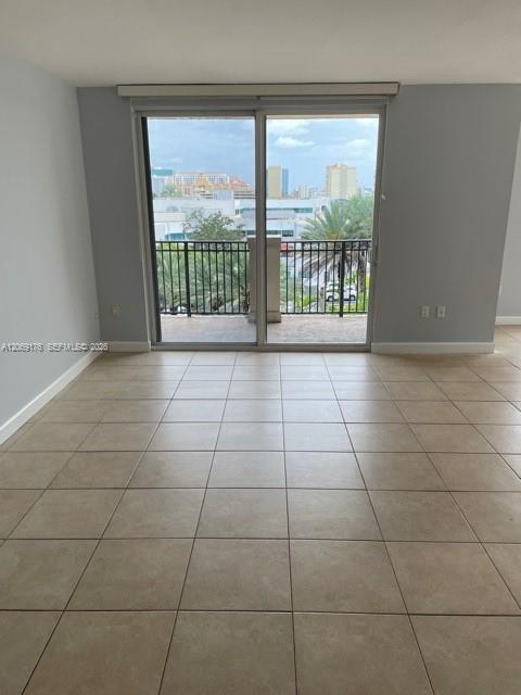 2650 Sw 37th Avenue 501 Property Photo 4